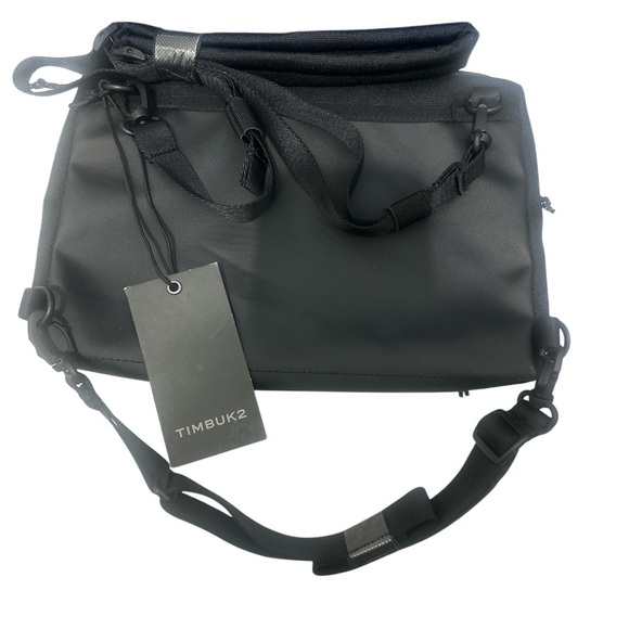 NEW Timbuk2 Black Messenger Bag with Durable Fabric and Flap Closure - Picture 2 of 4